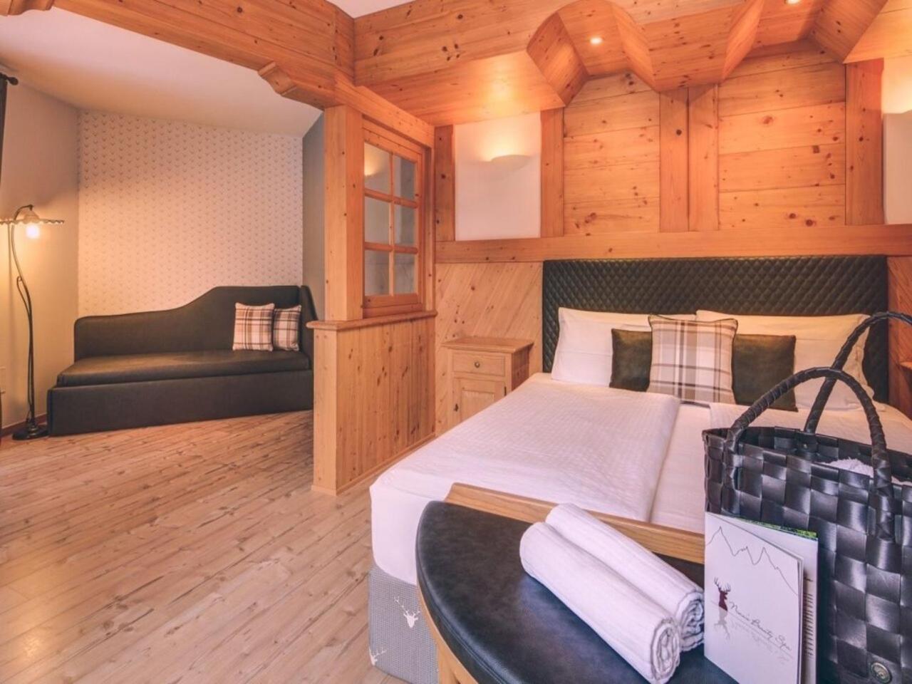 Hotel Madonnina Resort And Wellness Soraga di Fassa Exterior foto