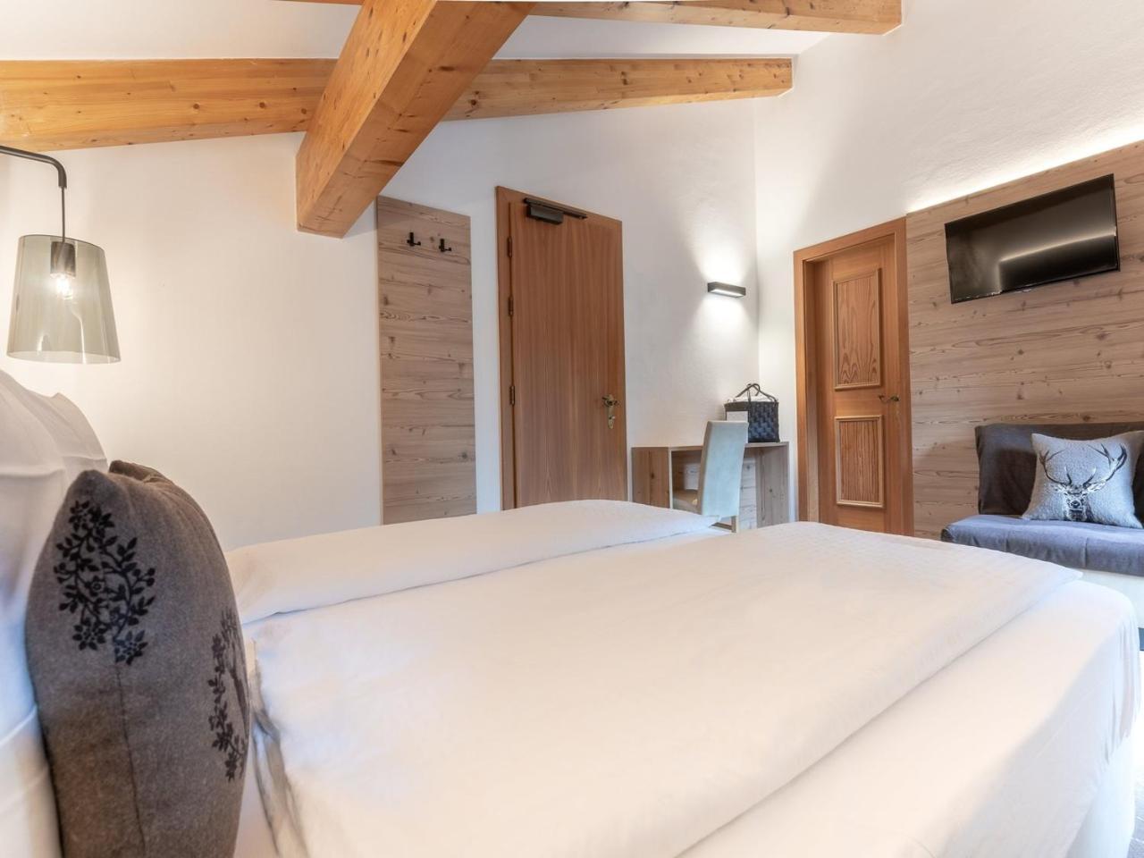 Hotel Madonnina Resort And Wellness Soraga di Fassa Exterior foto