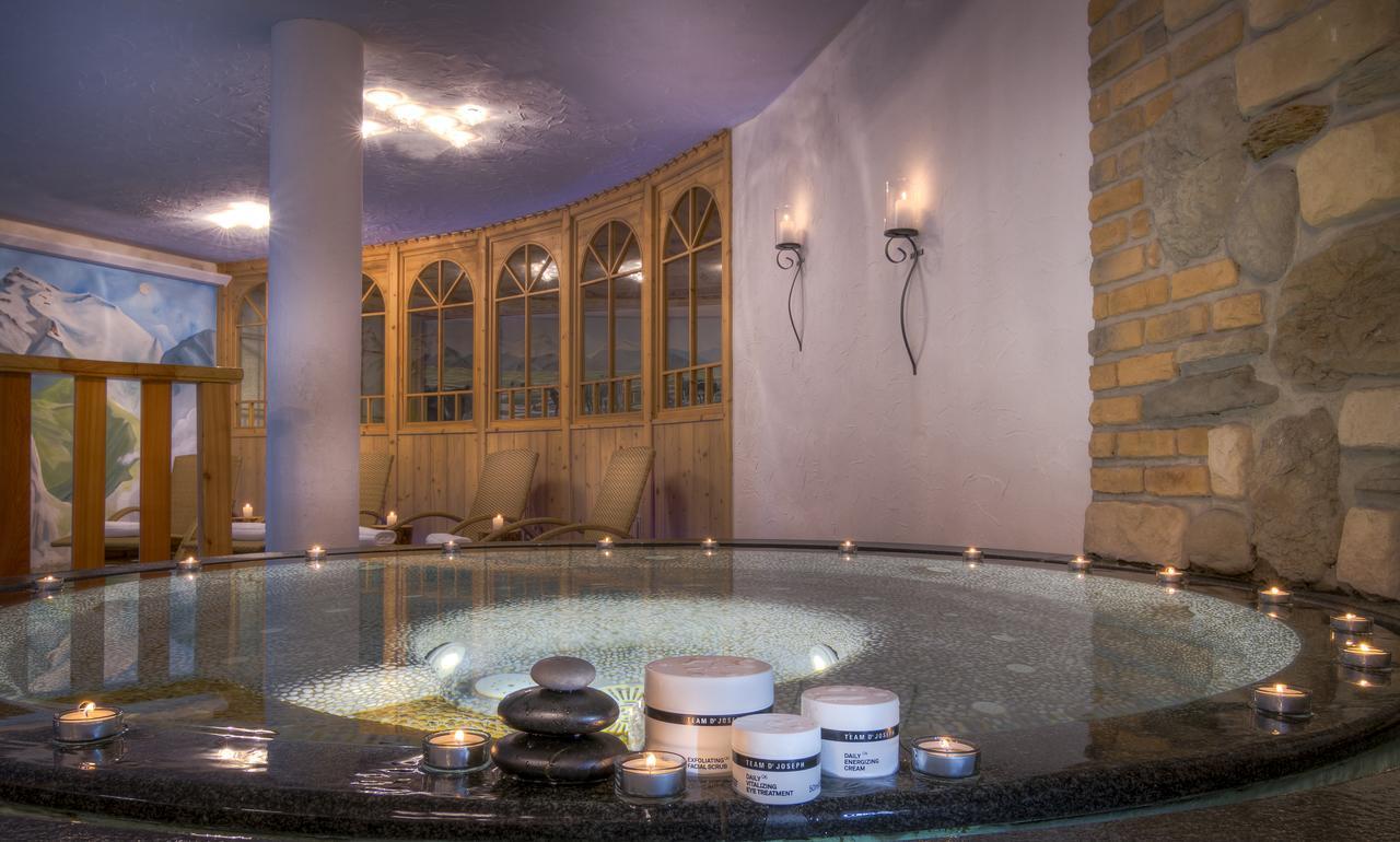 Hotel Madonnina Resort And Wellness Soraga di Fassa Exterior foto
