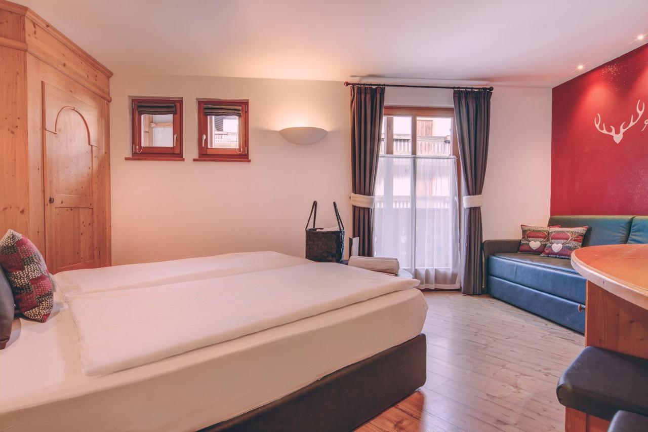 Hotel Madonnina Resort And Wellness Soraga di Fassa Exterior foto
